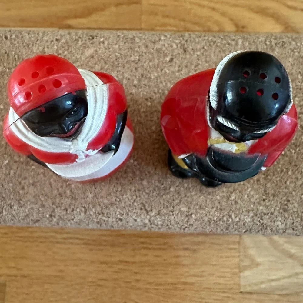 Red Ceramic Salt and Pepper Shakers - Decorative Kitchen Pair